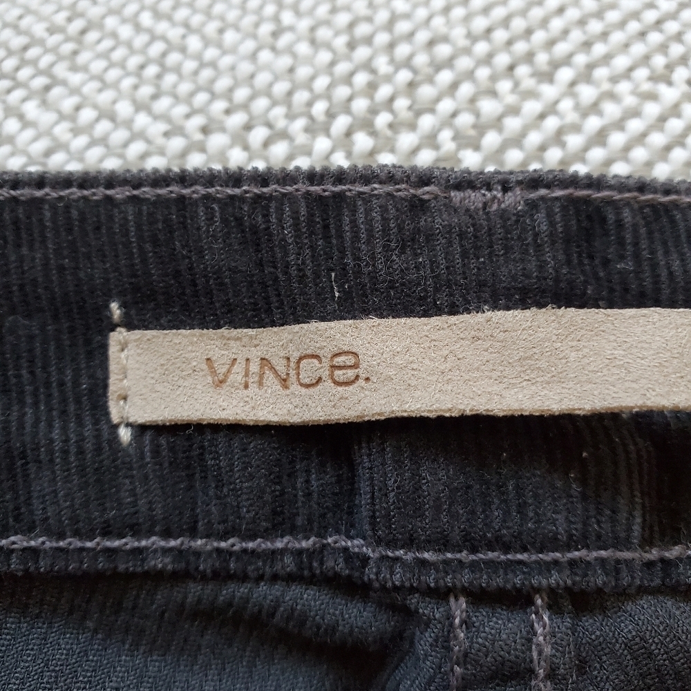 Vince Skinny Corduroy Pants. Size 30 - Picture 5 of 7